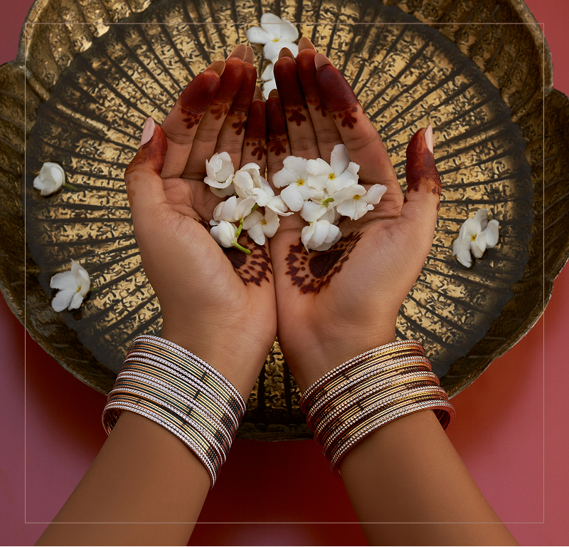 Gold bangle craftsmanship